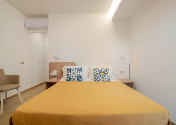 Гостевой дом Brezza Marina 4*