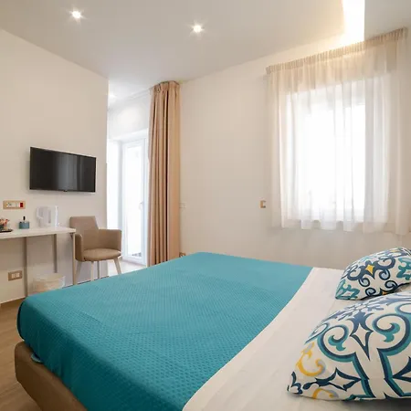 Brezza Marina Πανσιόν