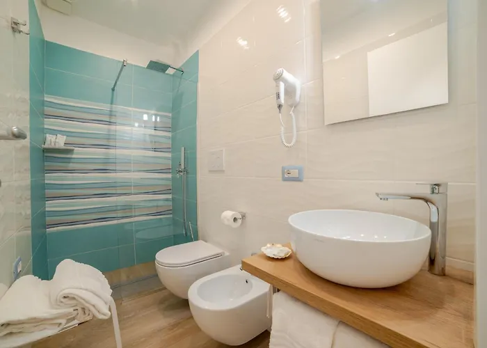 Brezza Marina 4* 마이오리